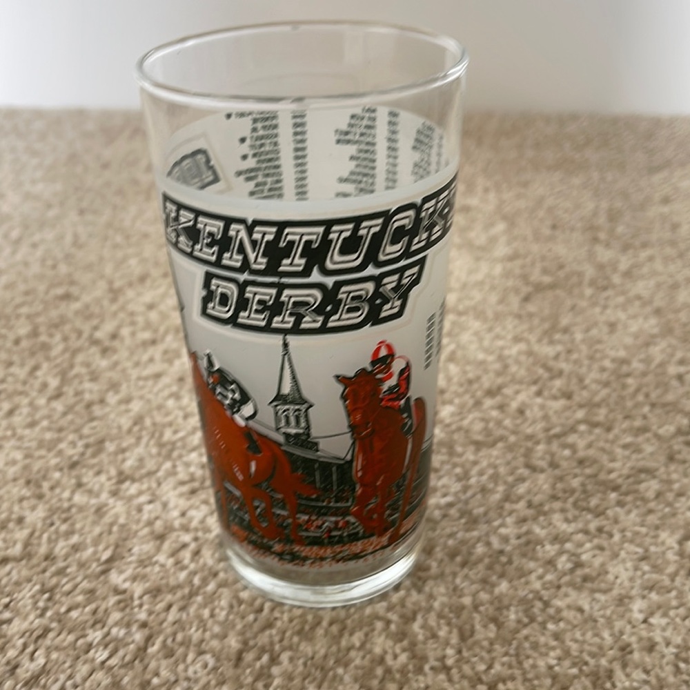 Derby 🐎 glassware